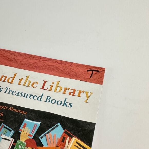 2/$6 Hands Around the Library book by Susan L. Roth-Protecting Egypt’s Books - Picture 2 of 11